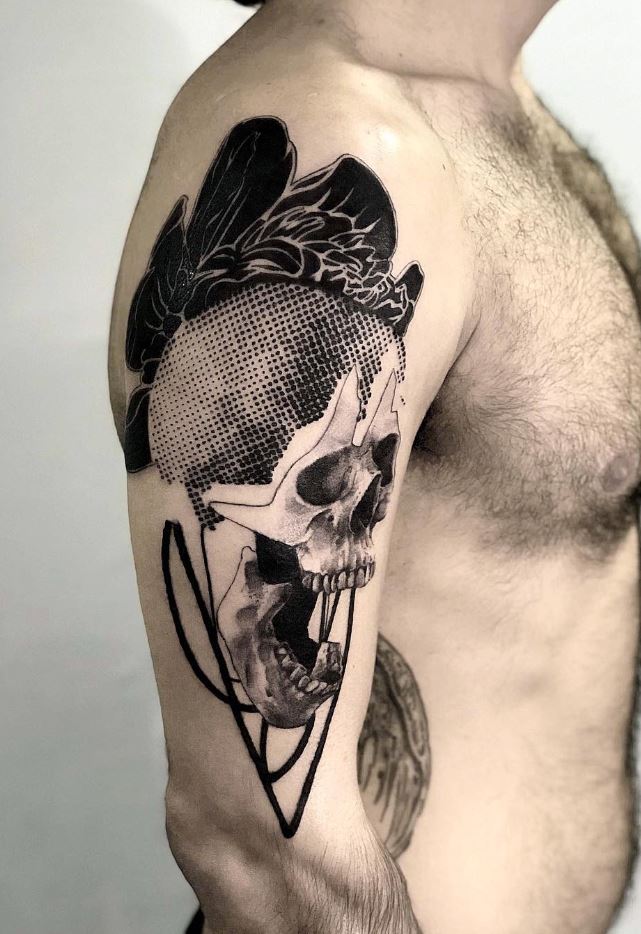 10+ Best Black & Gray Skull Tattoos
