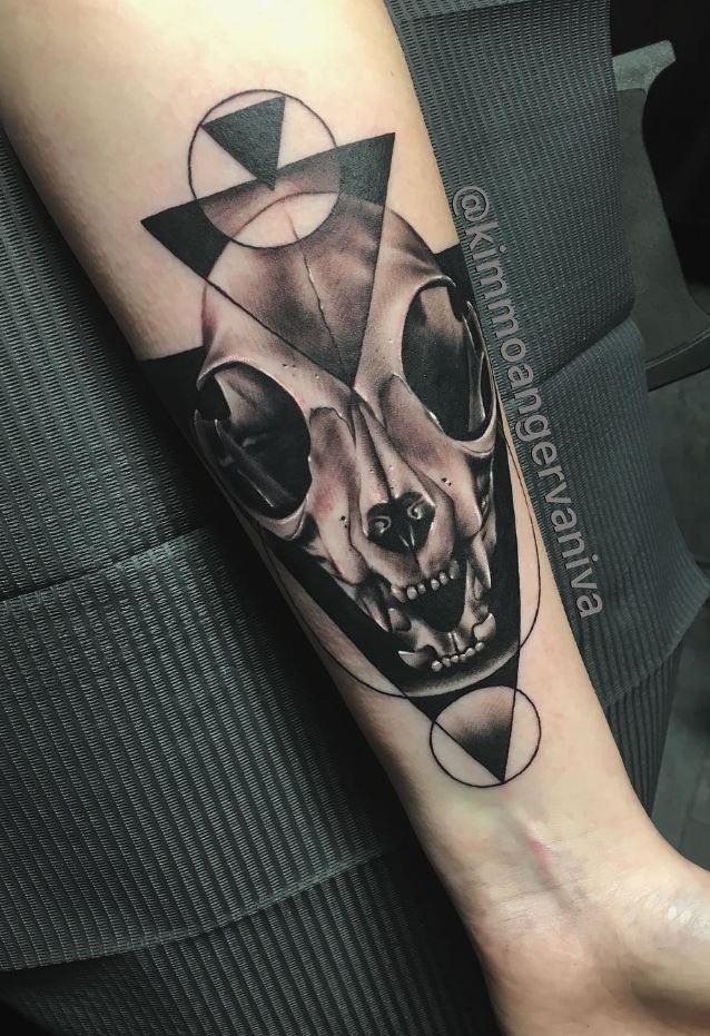 10+ Best Black & Gray Skull Tattoos